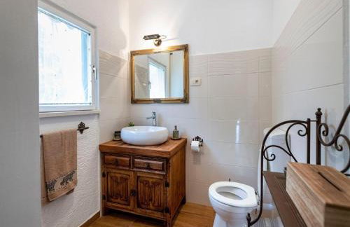 Stone House Lola - Two Bedroom Holiday Home - Photo 31