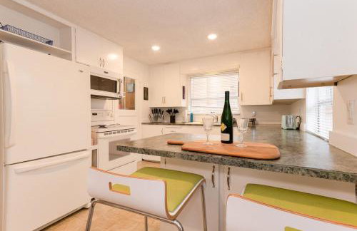 Spacious Retreat 3 Miles to Airport 12 to Seattle - Foto 47