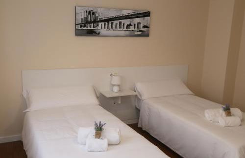 Apartamento Turistico Puente Romano P4 bajo C - Foto 4