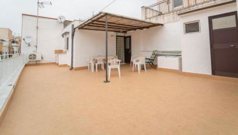 Via San Bartolomeo primo piano e terrazzo - Foto 1