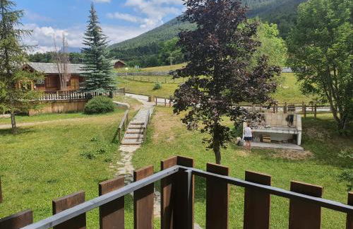 Studio 4 à 5 personnes Saint Jean Montclar - Foto 13