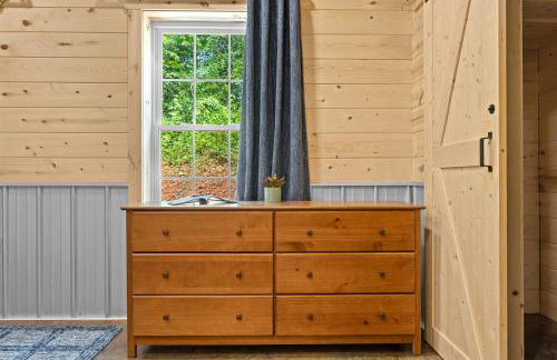 Pole Barn - Rustic 1BR Family Retreat with Open Views - Foto 25