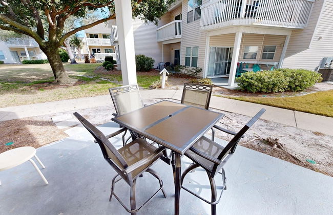 SPC 9136 - Ground Floor 2 BR short walk to beach right by pool by RedAwning - Foto 51