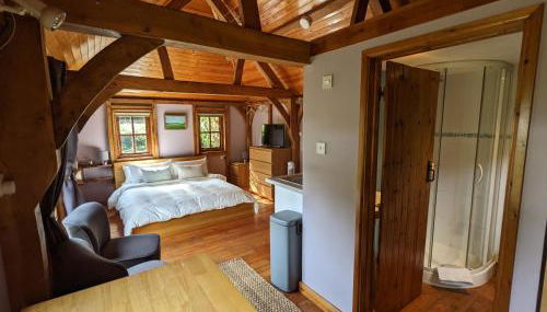 Cabin in the Forest - Photo 4