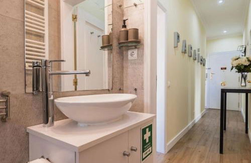 70m2 Tagus River Terrace in Alfama By LovelyStay - Foto 40