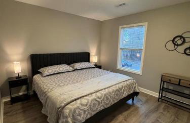 Spacious 2BR Apt with Balcony and 2 King Beds Sleeps 6 - Foto 11