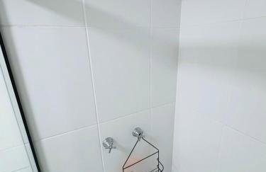 Apt 504 Luxury Design with Parking - Near Arena Airport - Foto 62