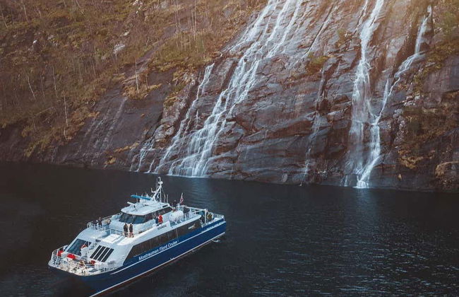 Balade en bateau à travers les fjords de Bergen et Oster + Canal de Mostraumen - Foto 2