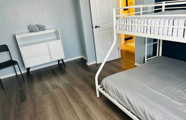 Lake Isabella Cozy Stay - Photo 1