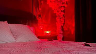 Suite romantique avec Balneo et jeux coquins - Foto 2