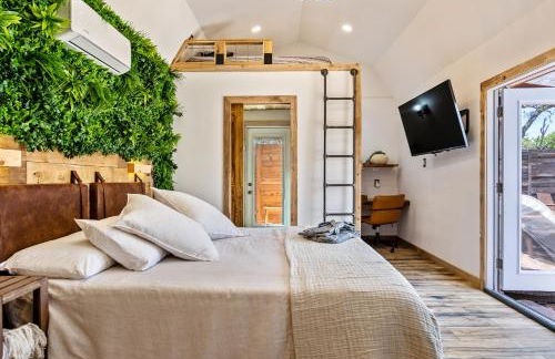 Romantic Tiny Luxury Retreat w heated pool, sauna n outdoor shower in Wimberley 10 acres - Foto 17