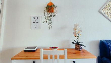 Escapada Deluxe con Wifi 2 Hab 2 Baños con Cocina & SmartTV cerca de Todo - Foto 3