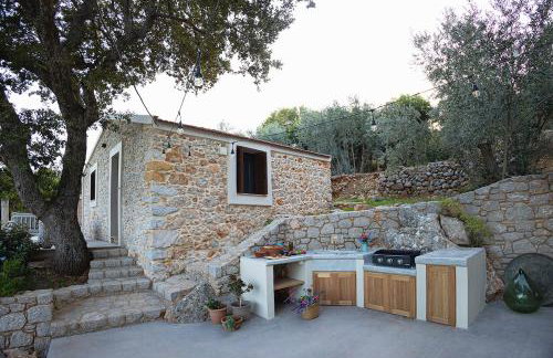 Village Garden Retreat - Photo 9