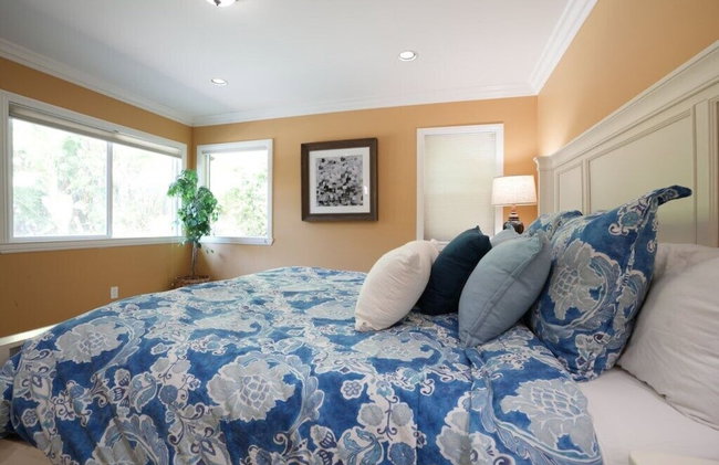 Classy 4 Bedroom 3 Bath Pool Home 3/4 Mile Walk To Disney - Foto 8