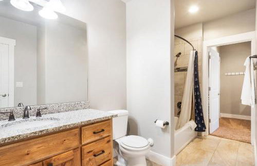 7 Bed 5 Bath Vacation home in Fish Haven - Foto 25