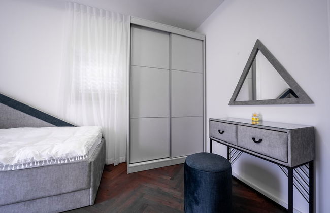 Spacious 4BD House w Pool in Hezliya - Foto 10