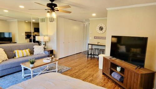 Lakeside Villa - Quite Location, walk to the pool and to the Country Club - Foto 3