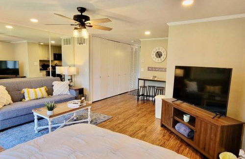 Lakeside Villa - Quite Location, walk to the pool and to the Country Club - Foto 3