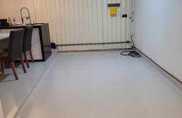 Casa funcional - 02 quartos, 02 camas de casal, 01 cama de solteiro, cozinha gourmet e garagem para carro pequeno - Foto 22