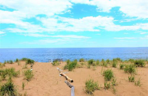 Camp46 Luxury Oceanfront Plum Island Cottage - Foto 9