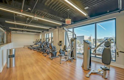 Stylish 1br Unit. Parking. Easy Ride to NYC - Photo 23