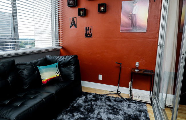 Perfect DTWN Condo with King beds - Foto 15