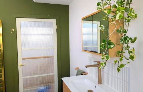 Sea View Villa with Huge Garden & Table Tennis - Foto 54