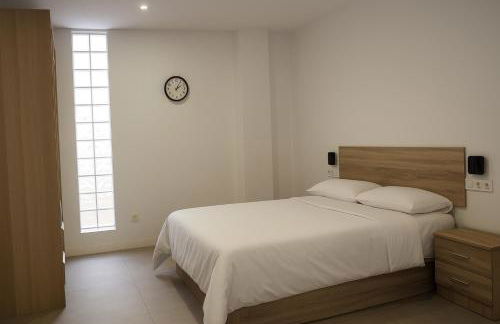 Estupendo Apartamento a 5 min caminando de la Estación de Bus y Tren María Zambrano - Foto 1