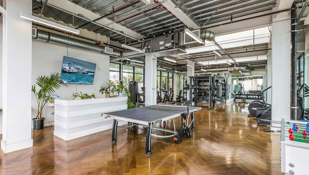 Stylish Deluxe 1BR At HWH by Oneluxstay - Foto 4, Quarto