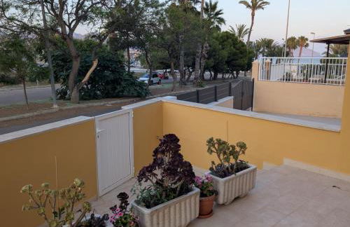 Tu lugar feliz al lado del mar - Foto 4