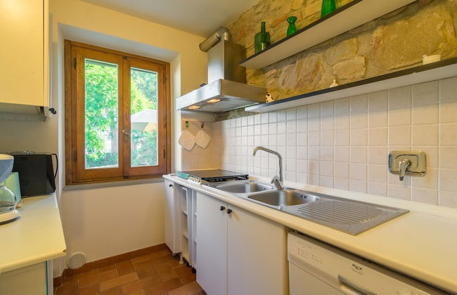 Beautiful Cottage in Dicomano With Swimming Pool - Foto 29