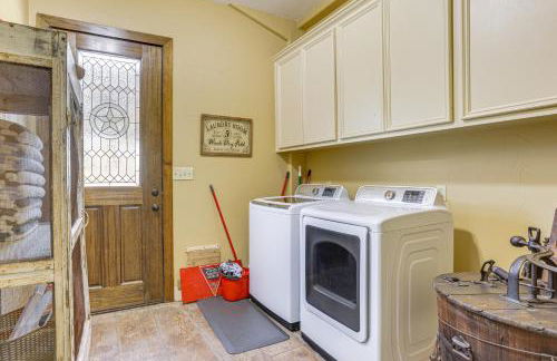 Lazy River Retreat in Cypress with Backyard Oasis! - Foto 22