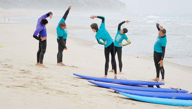 Nazaré Surf School - Foto 3