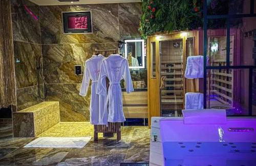 Krystalisya Room Suite Spa Privatif Sauna Jacuzzi Siege Massant - Foto 8
