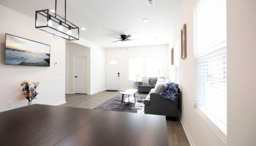 4 Min to Downtown - 10 to Elon - Washer and Dryer - Foto 5