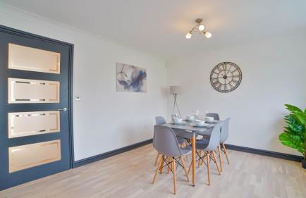 Spacious and Lovely 3-bed Home in Sleaford by Renzo, Driveway, Sleeps 6! - Foto 7