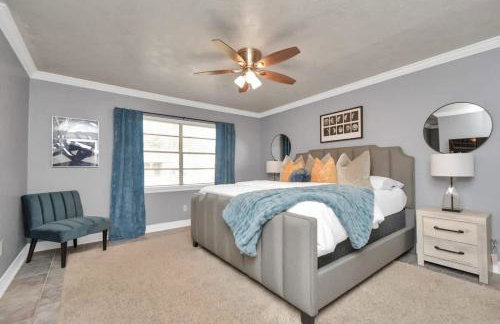 Backyard Oasis-Pool & Grill-Heart of Friendswood - Foto 2