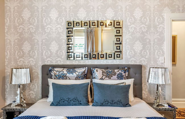 Grandview Accommodation - The Elm Tree Apartments - Photo 22