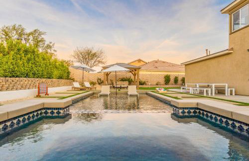 GAMEROOM, King Beds, Movie Projector, Heated Saltwater Pool, Golf and Games! - Foto 61