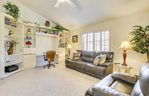 Community Pools & Golf Views: Palm Desert Condo! - Foto 10