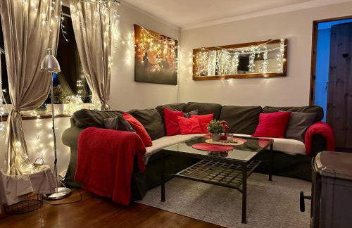 Domek Uroczy Golubie ,niedaleko stoku Koszałkowo ,balia,sauna,kominek,ognisko - Foto 21