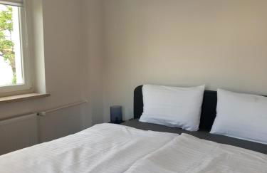 City Apartment 1#Netflix &Wlan &Kingsize Bett &Kaffee Maschine & Zentral & 500m Innenhafen & 2 min U Bahn - Photo 16