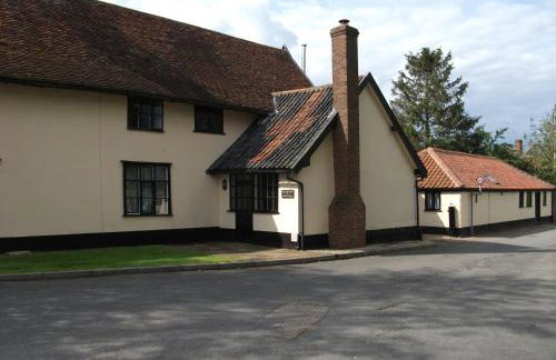 Golden Cross - Photo 1