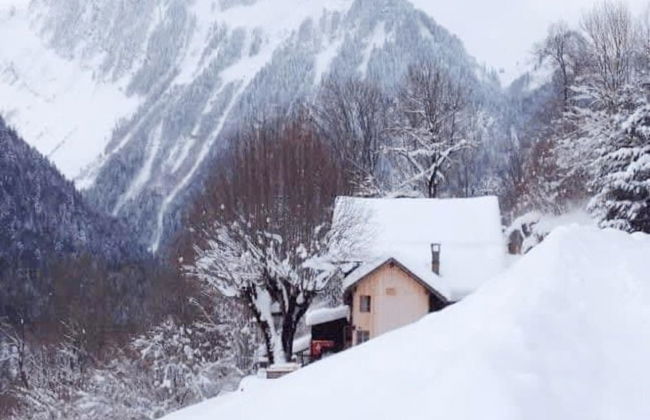 Chalet in Gstaad Near Ski Slopes - Foto 36