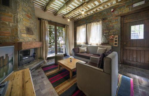 Montanema Handmade Village - Photo 83