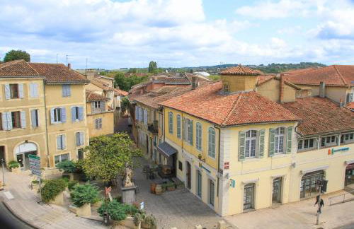 Villaret - Très spacieux en Coeur de Ville - 2ème étage - Photo 15