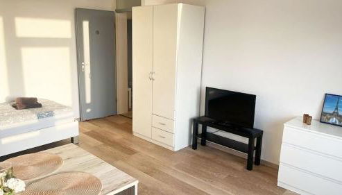 Stylish Apartment in Köln-Deutz - Foto 2, wardrobe