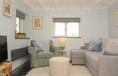 Rose Cottage - Photo 5