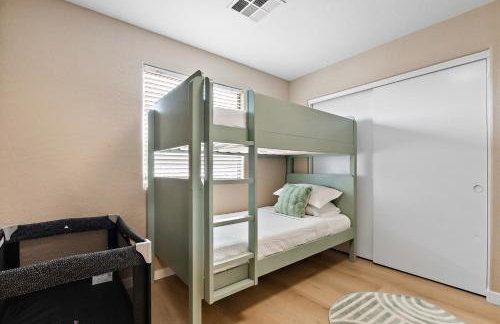 Chill and Relax Luxury Retreat with Pool Spa Game Room and Steam Room - Foto 19