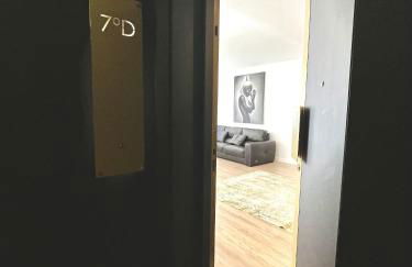 Premium Penthouse Seasonal Rental - Photo 40